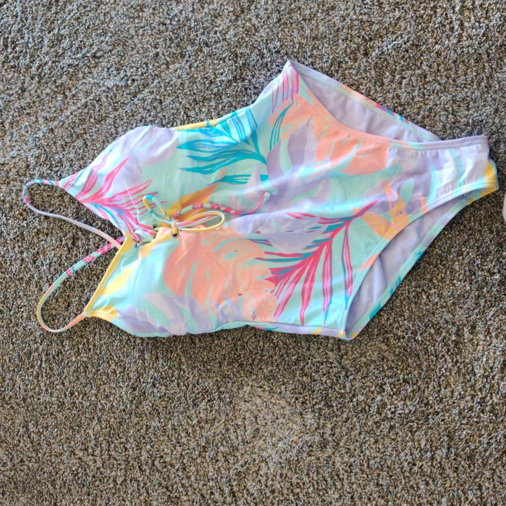Swimming suit